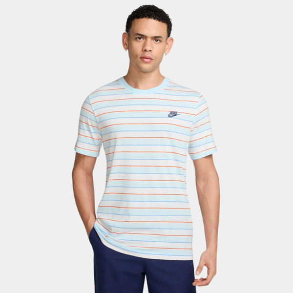 Изображение ФУТБОЛКА M NSW TEE CLUB STRIPE SP25