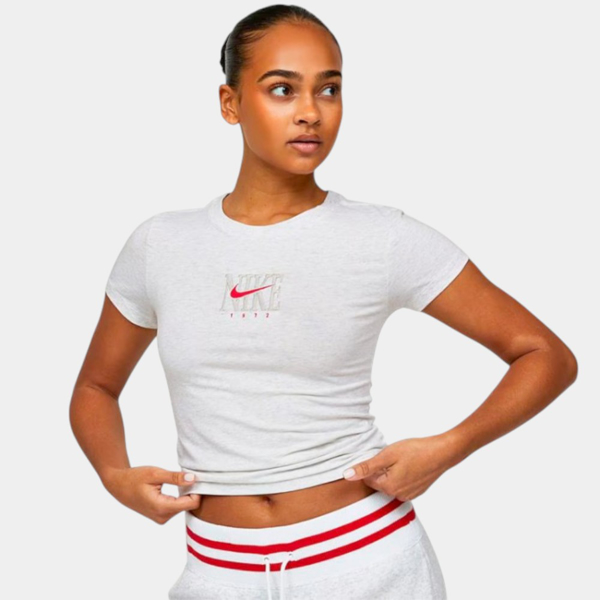 Изображение ФУТБОЛКА W NSW SS SLIM TEE PNX GRX