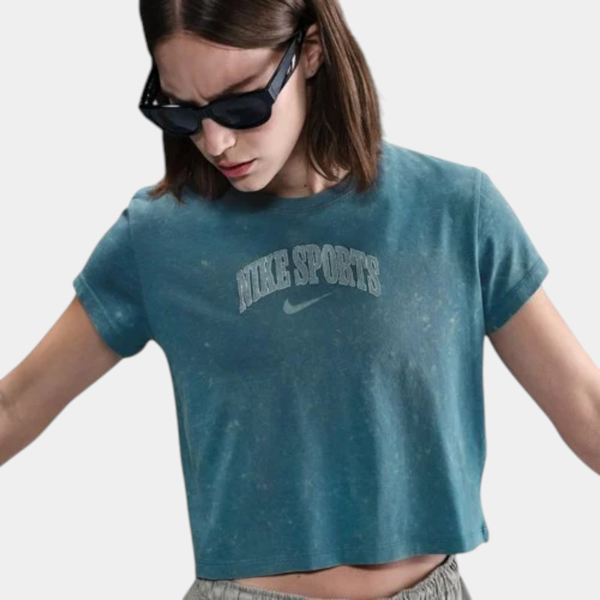 Изображение ФУТБОЛКА W NSW SS TEE PNX WASH